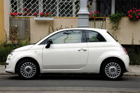 weißer Fiat 500 – Beispiel für Gebrauchtwagenankauf Schwanewede